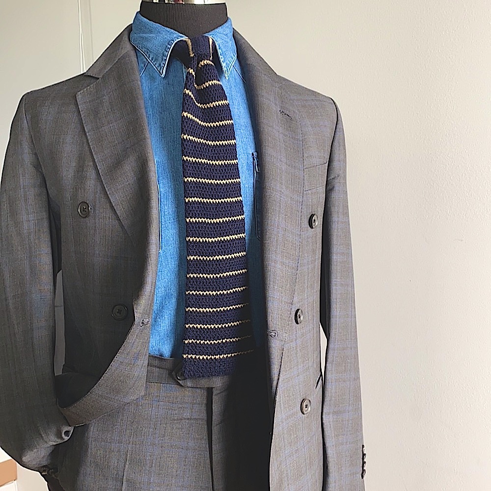 Prestige 160S Six Buffalo Horn DB Button Suit EU 48R